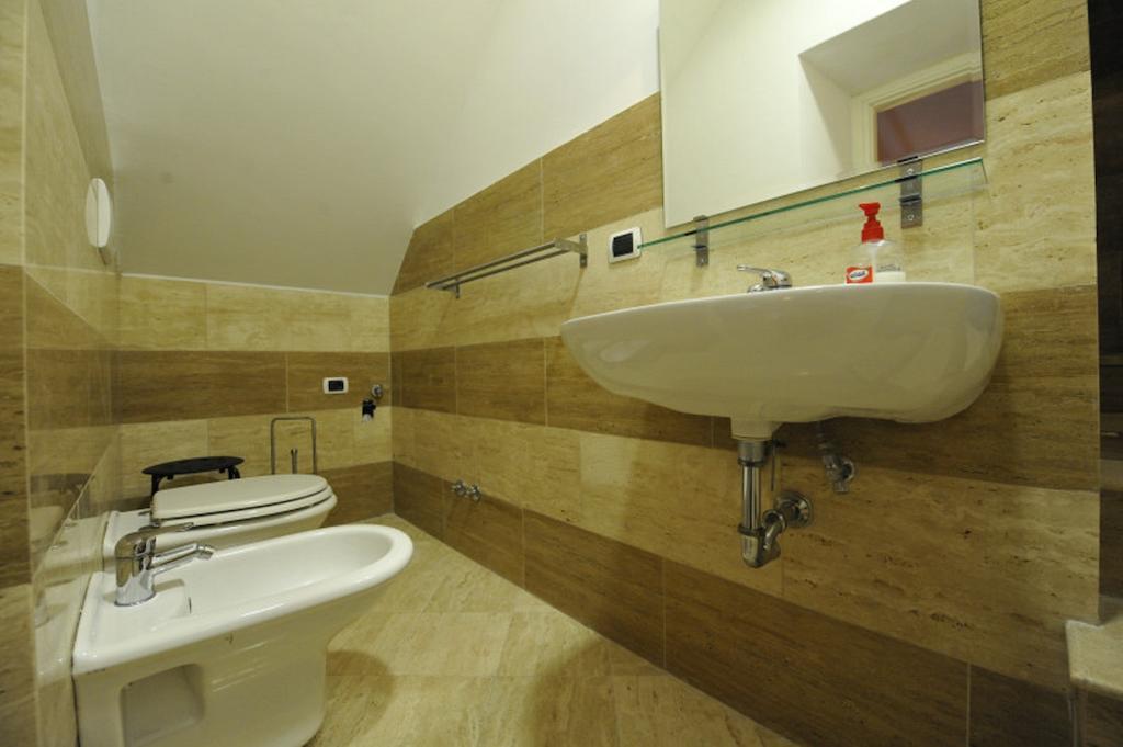 Appartement Hella Ibernesi 23 Fori Imperiali Inn, New Gestion! Rome
